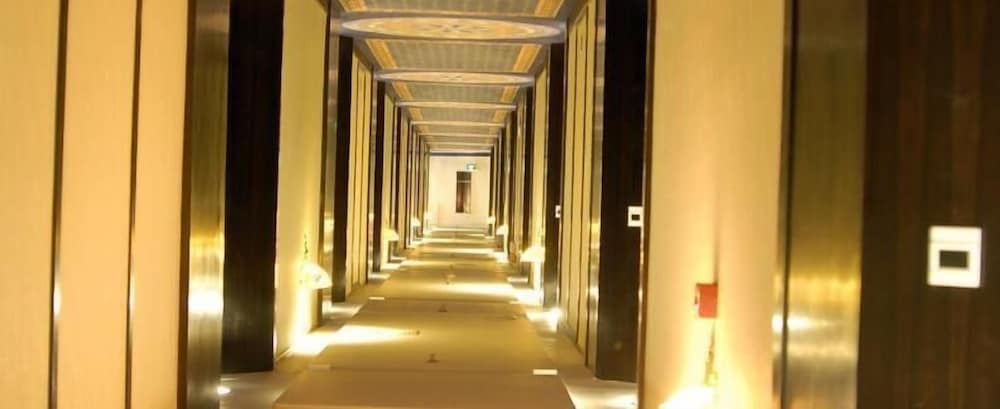 XI'AN HOTEL 18/50