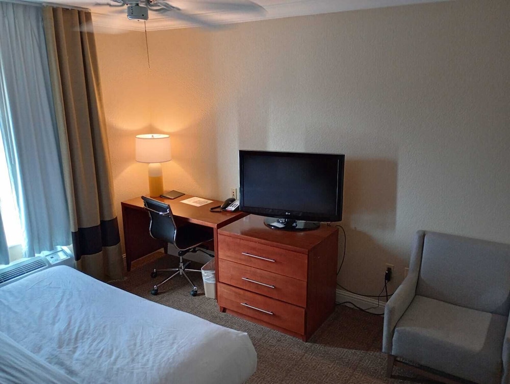 Northwest Expressway Hotel Oklahoma 19/31