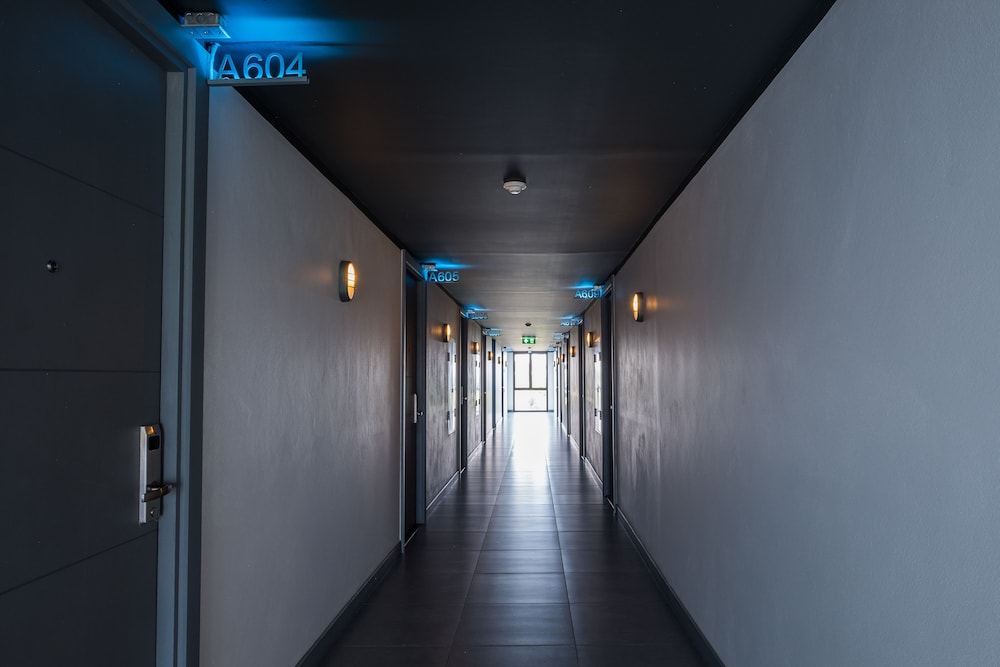 S.22 Hotel Suratthani 48/64