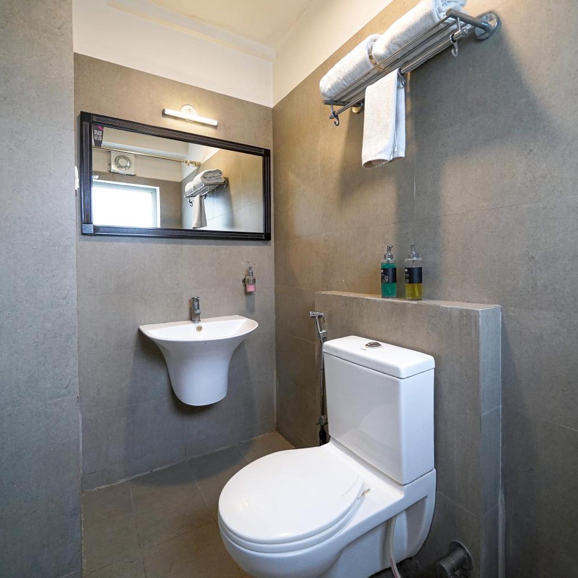 Olive Zip Koramangala 100Ft Road by Embassy Group 44/45