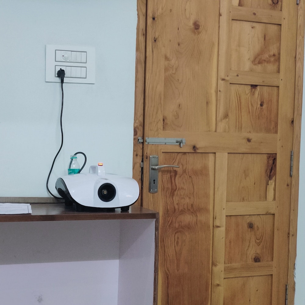 Hotel Sarla Regency 47/47