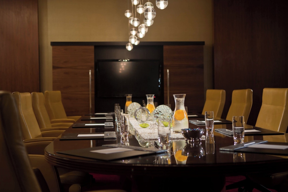Renaissance Newark Airport Hotel 42/53