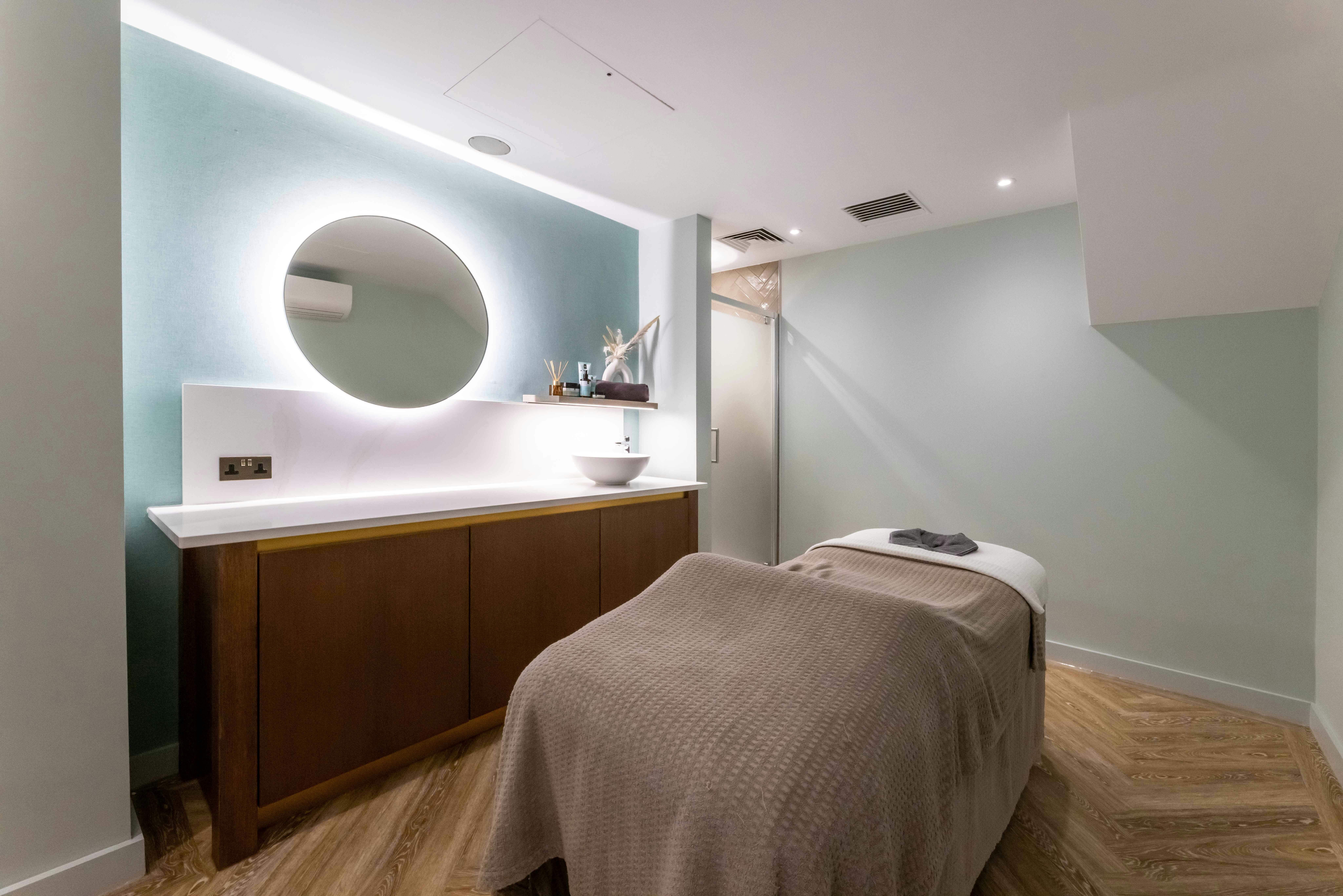 Champneys Springs 19/51