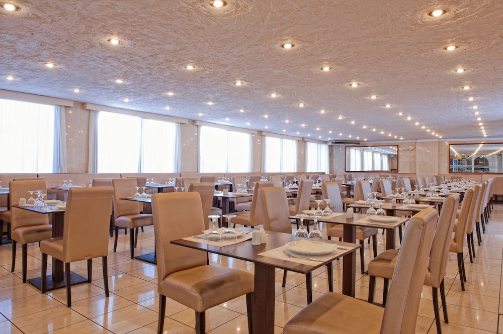Heronissos Hotel 35/47
