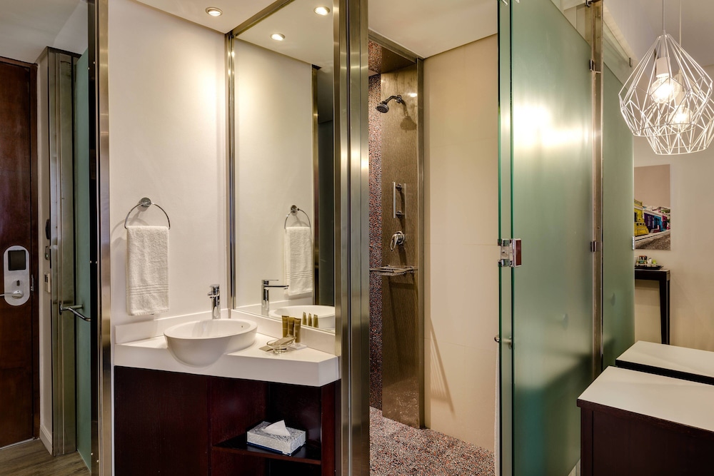 Protea Hotel Fire & Ice by Marriott Cape Town 10/34
