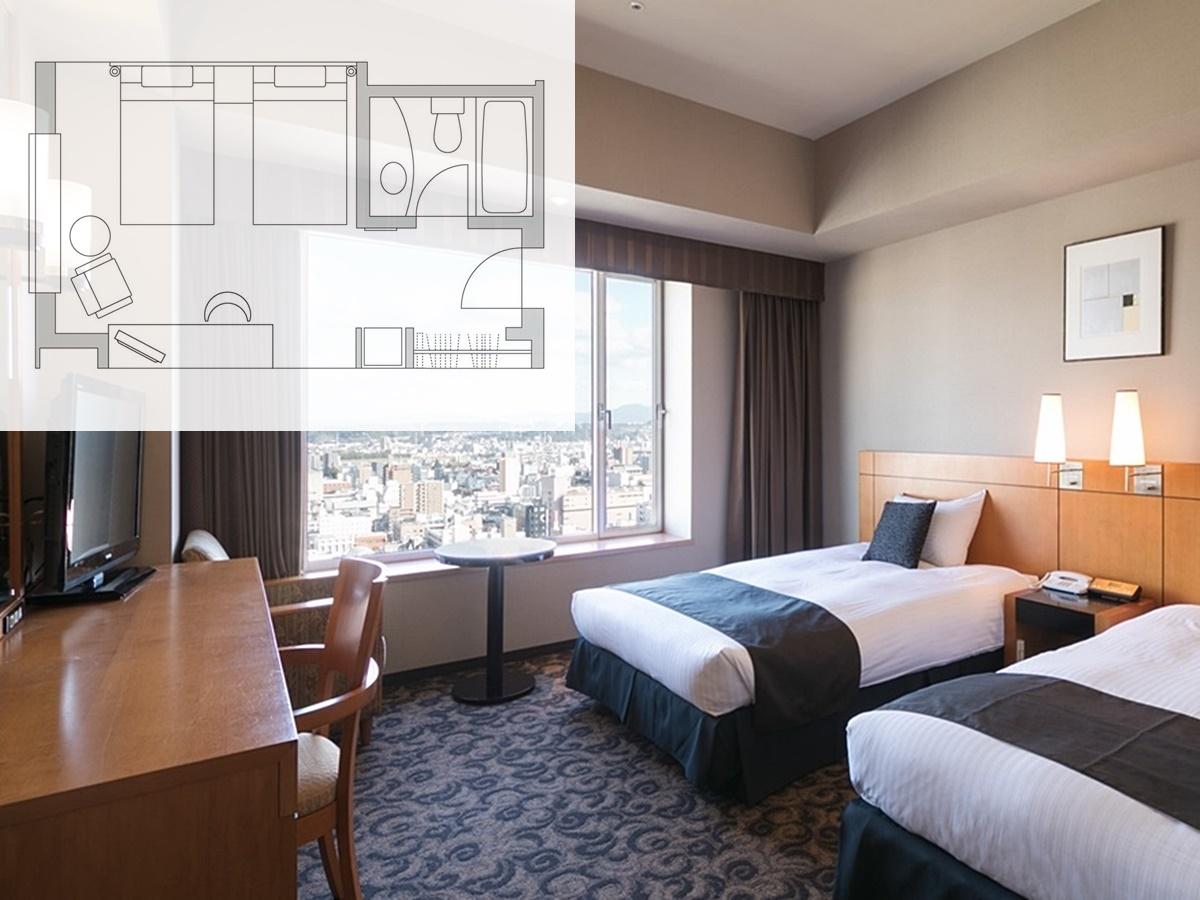 Deluxe, Twin Beds, Night View