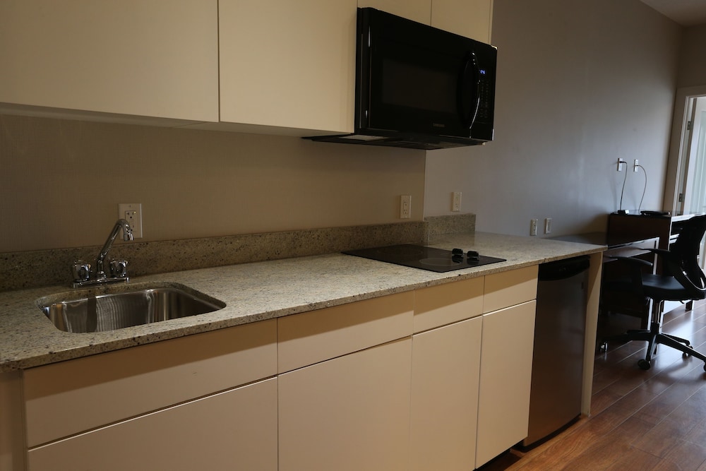 Baymont by Wyndham Fort McMurray 37/38