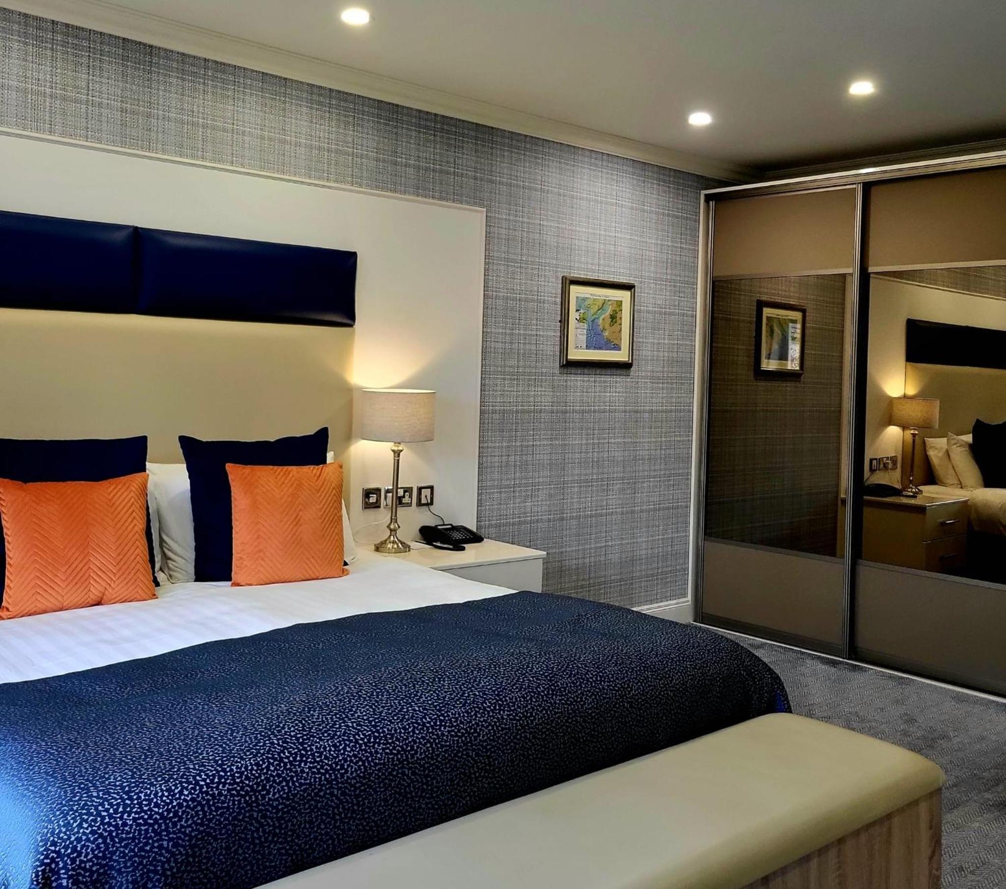 غرفة كبيرة بسرير مزدوج أو سريرين منفصلين، MILL PARK HOTEL 8/10