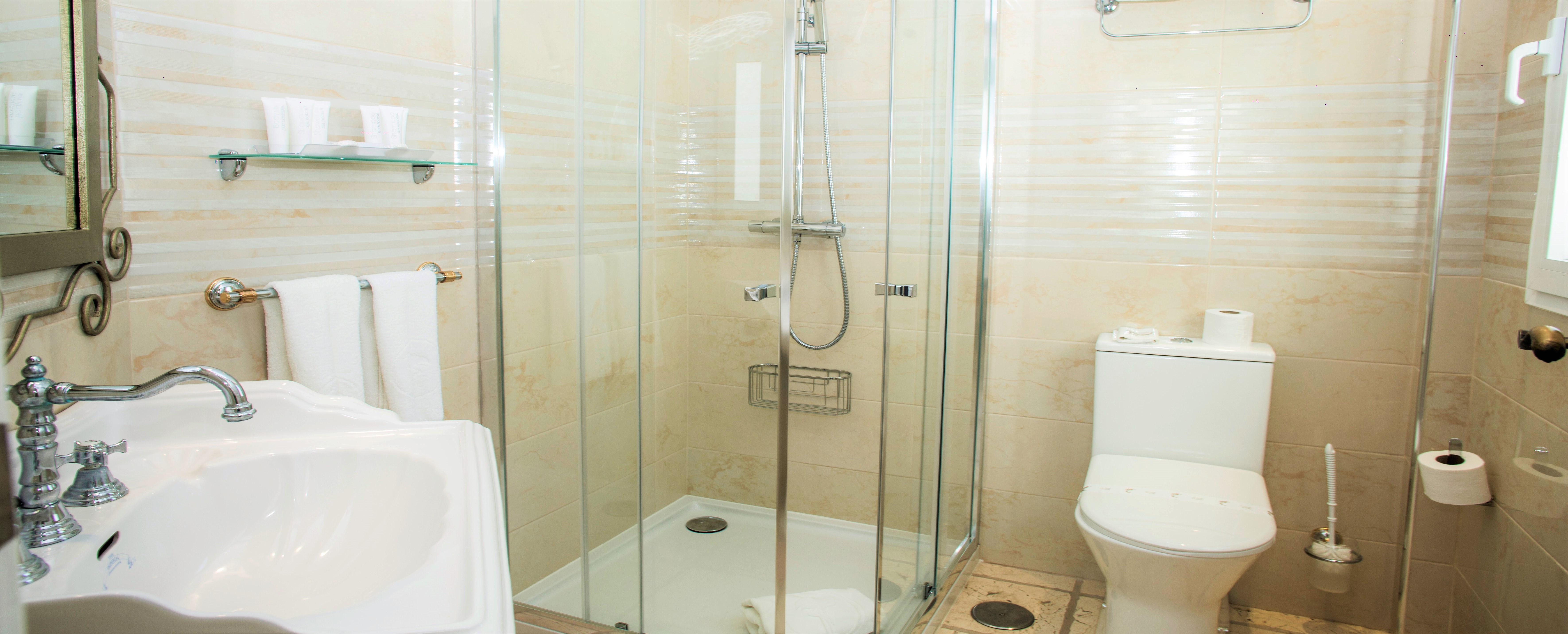 جناح سوبيريور، Flamingo Suites 7/10