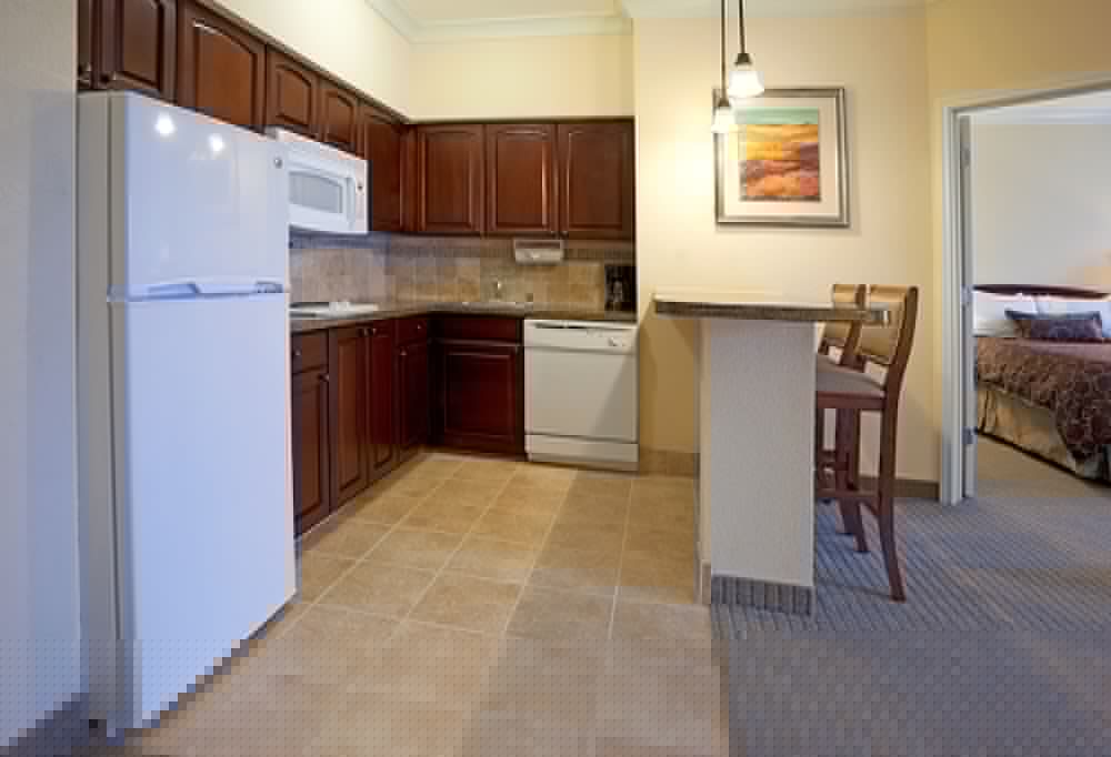 Staybridge Suites San Antonio Sea World 8/66