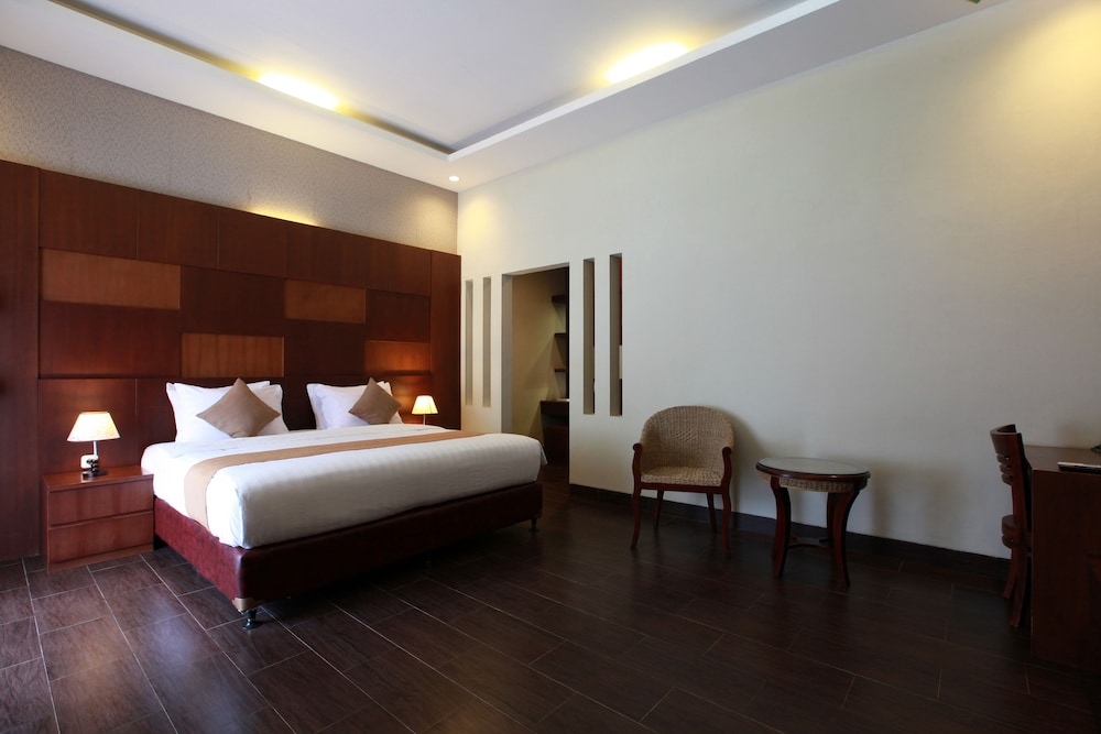 Boutique, King Bed