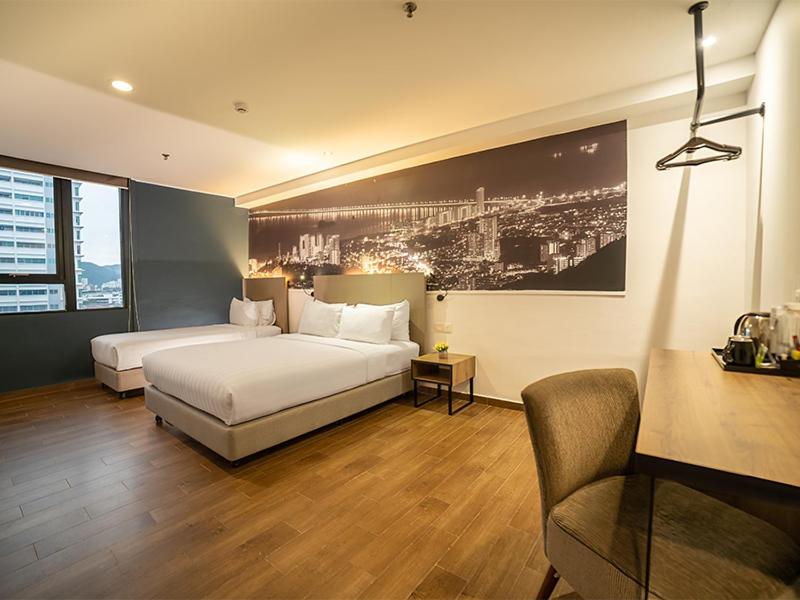 Friend and Family Triple Room
