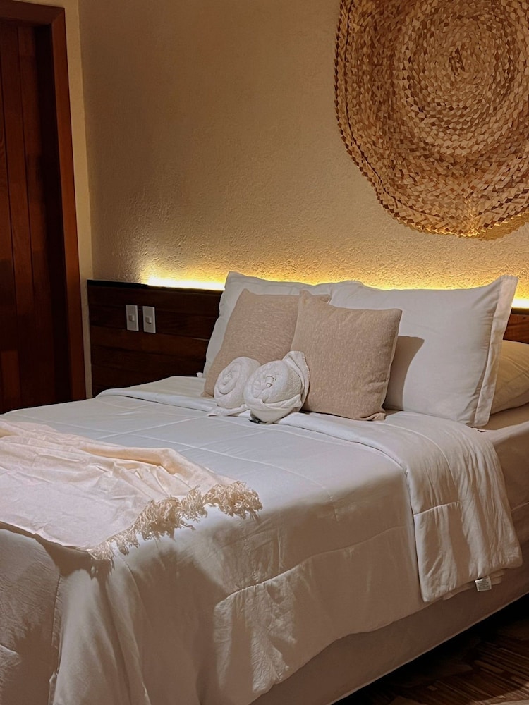 Pier Beach Hotel 25/68