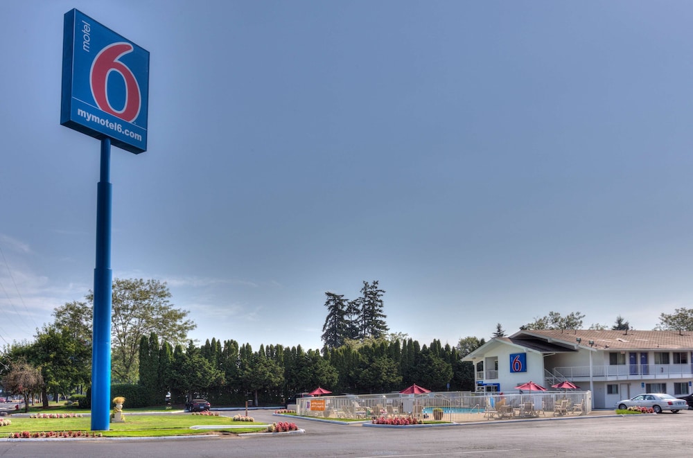 Motel6 Tigard, OR - Portland South - Lake Oswego 52/59