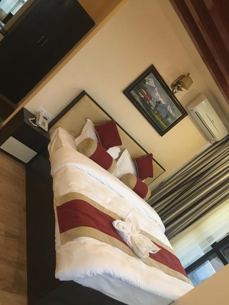 Hotel Readers Inn Pvt.Ltd 11/27