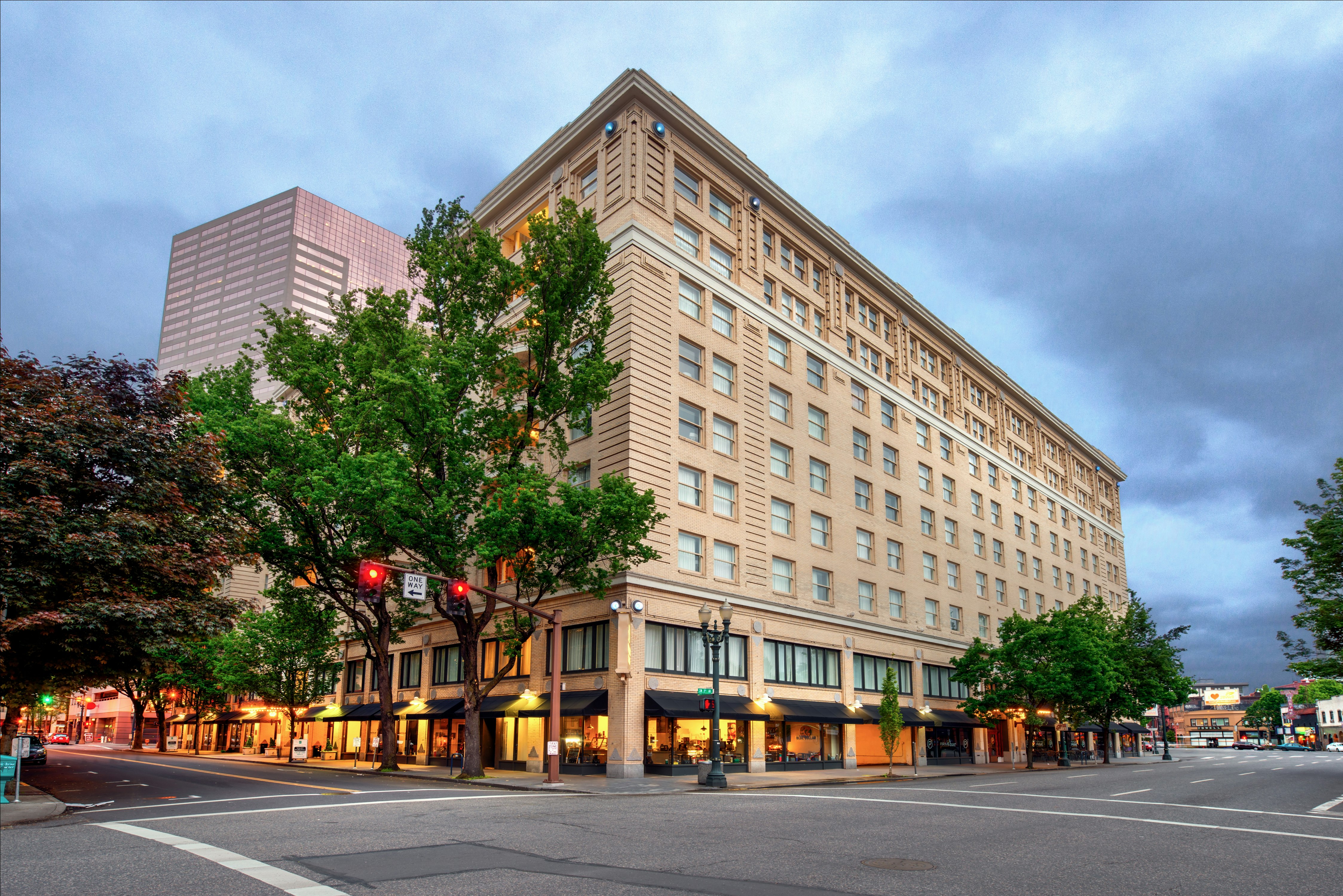 Embassy Suites By Hilton Portland Downtown 79/80