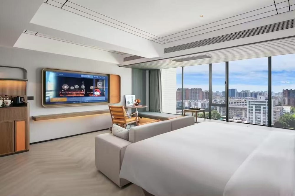 UrCove by Hyatt Shantou Xinyicheng Huanghe Road 15/30
