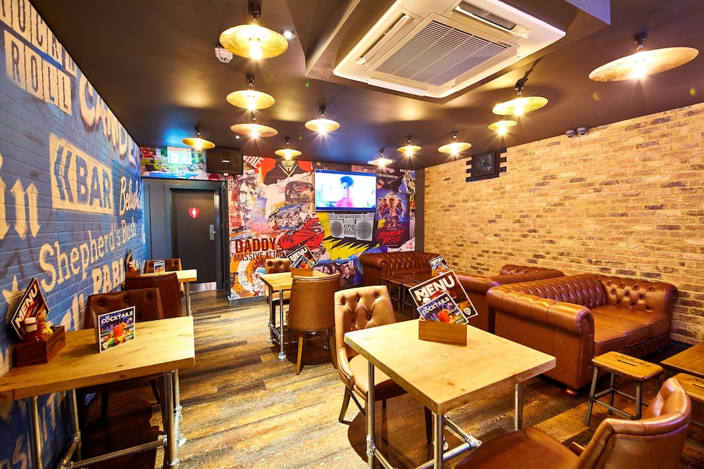 St Christophers Inn Village London Bridge Hostel Ex Hostel St Christophers Village 63/74