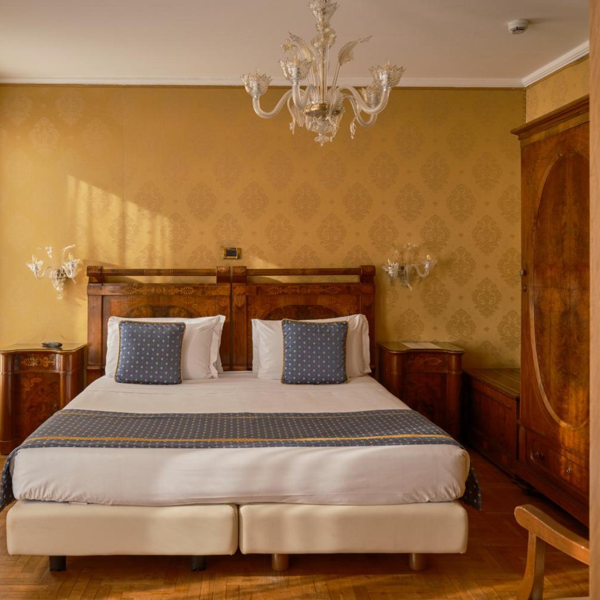Deluxe, King Bed, Lagoon View