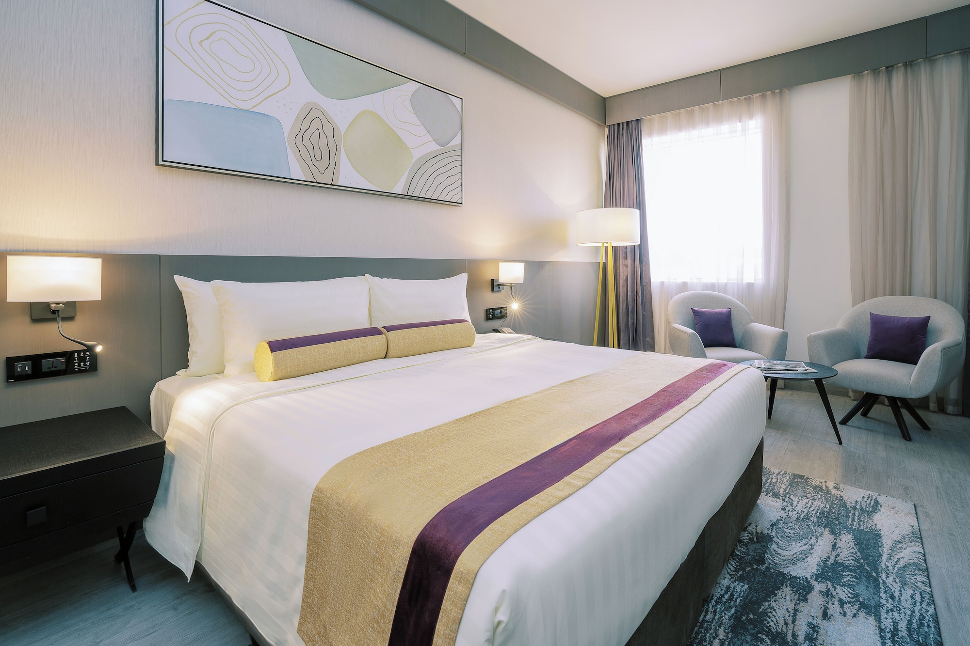 Deluxe King Room