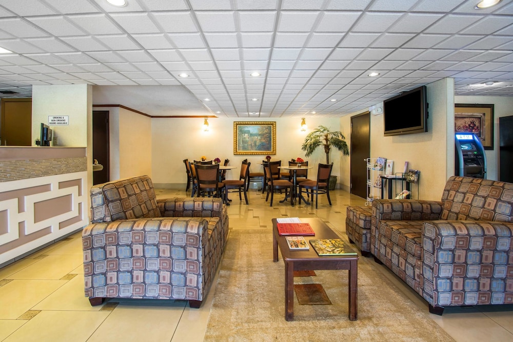 SureStay by Best Western Jacksonville Airport 29/54
