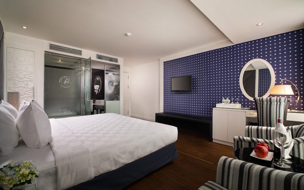 Victor Metropolis Hotel & Rooftop Bar 15/50