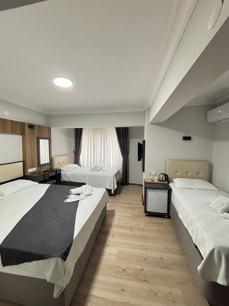 Demir Otel Restaurant 9/41