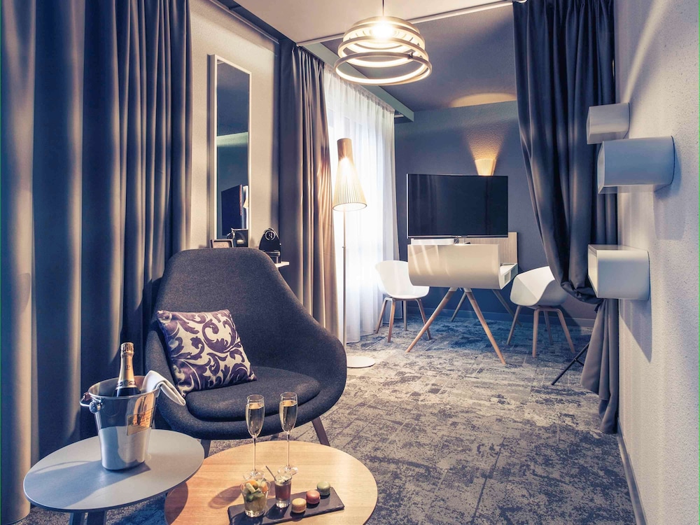Mercure La Roche Sur Yon Centre 31/76