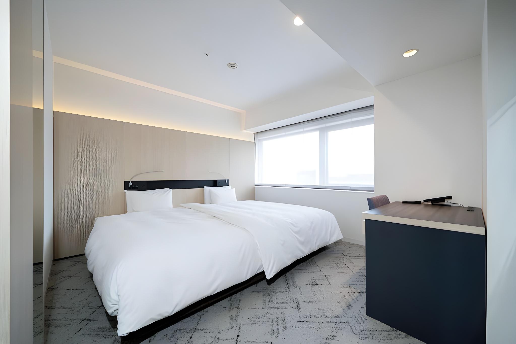 Room, Twin Beds, East Wing, East Tower