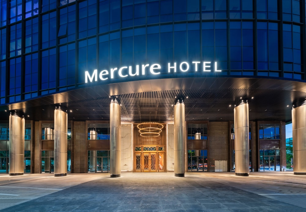 Mercure Shenzhen Pinghu in SHENZHEN