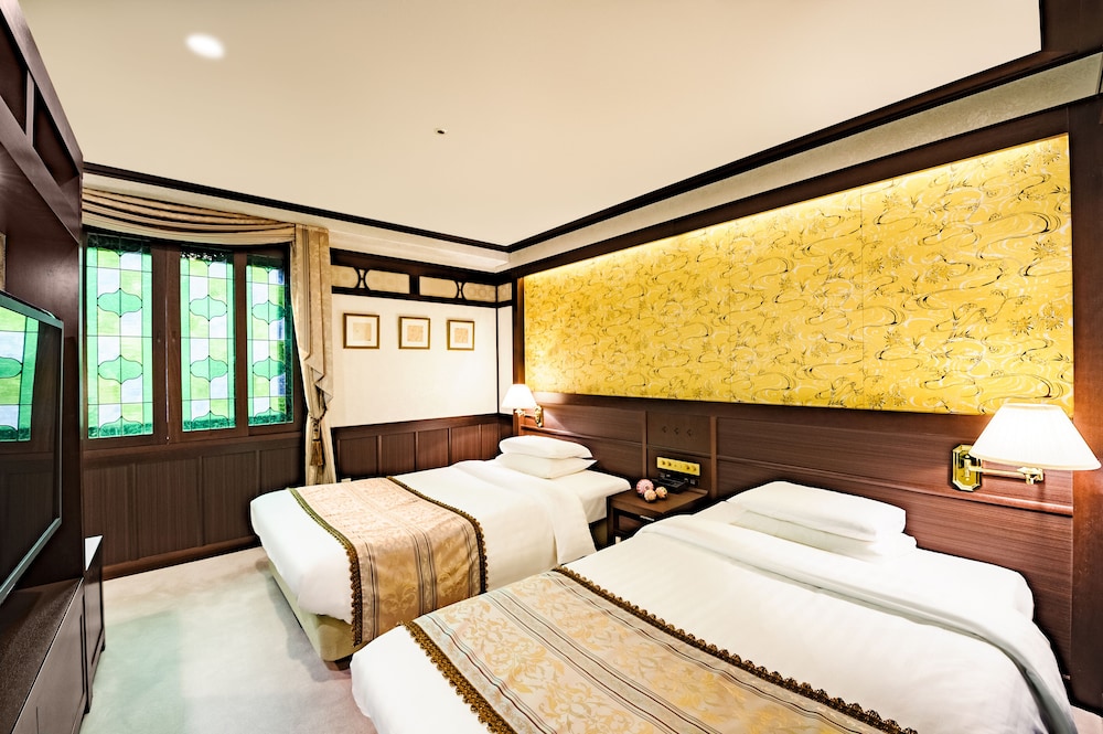 Junior Suite, Twin Beds