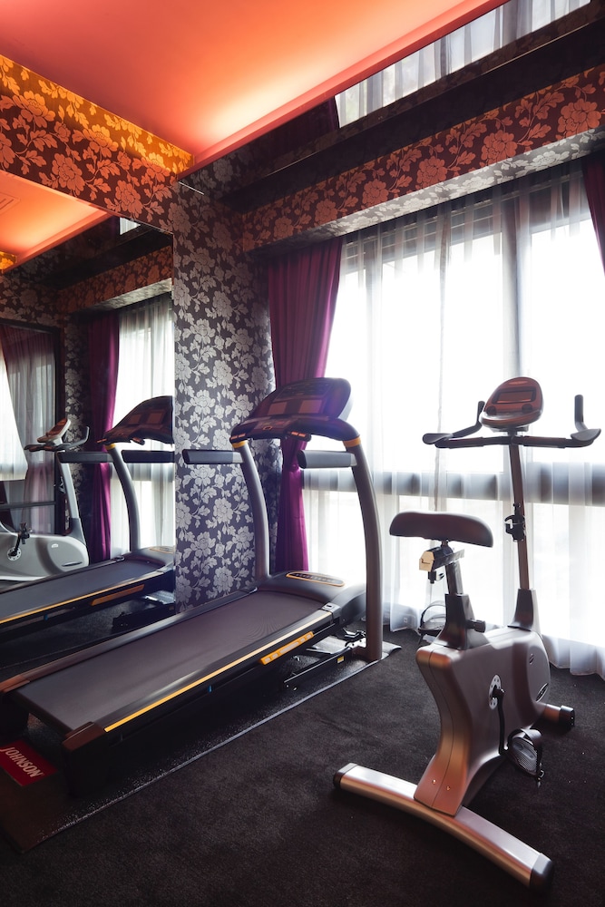 Fx Hotel Taipei Nanjing East Road Branch 42/67