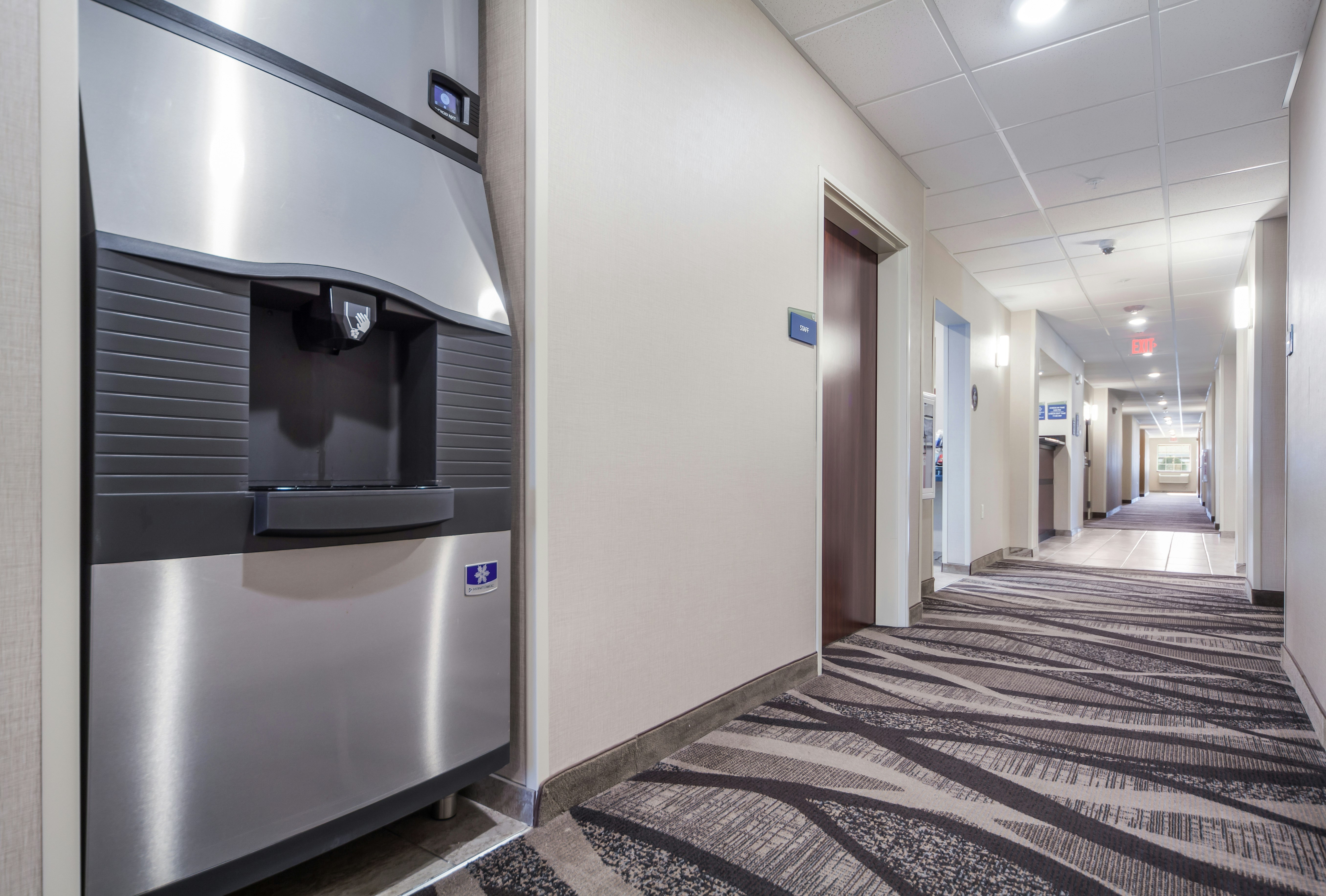 Cobblestone Inn & Suites - Holdrege 5/45