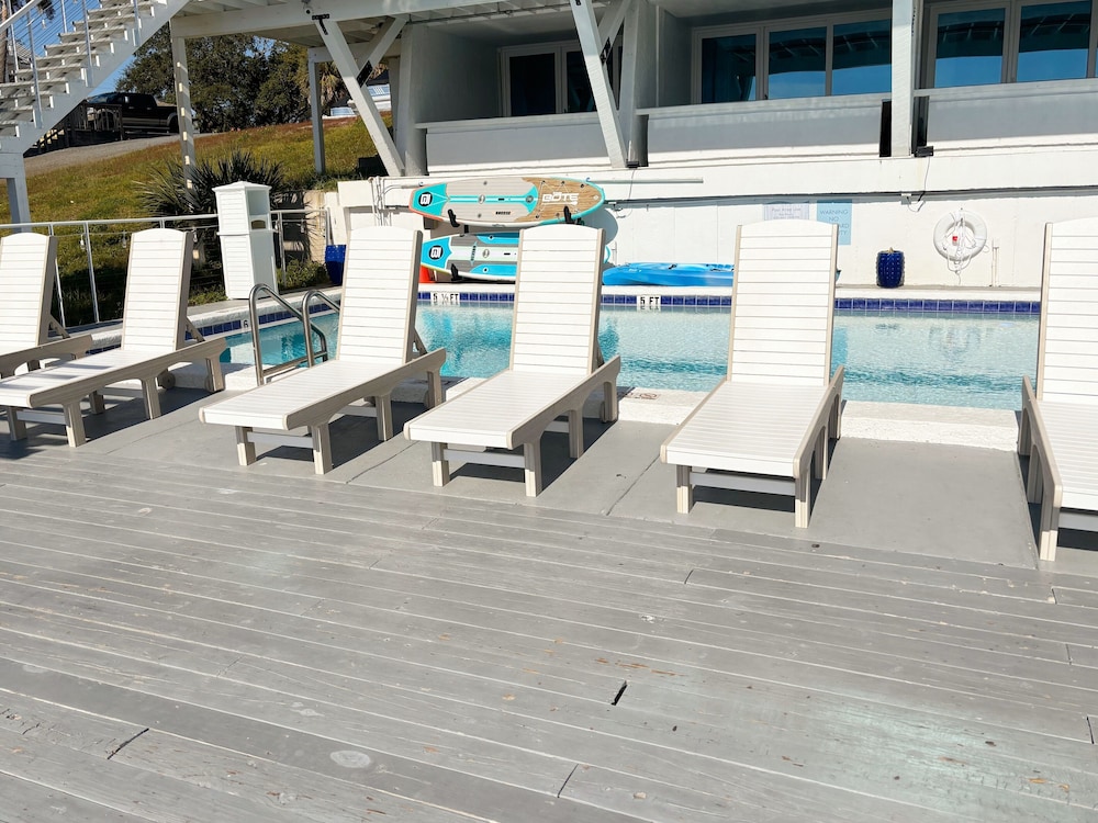 Inn on Destin Harbor, an Ascend Collection Hotel 49/59