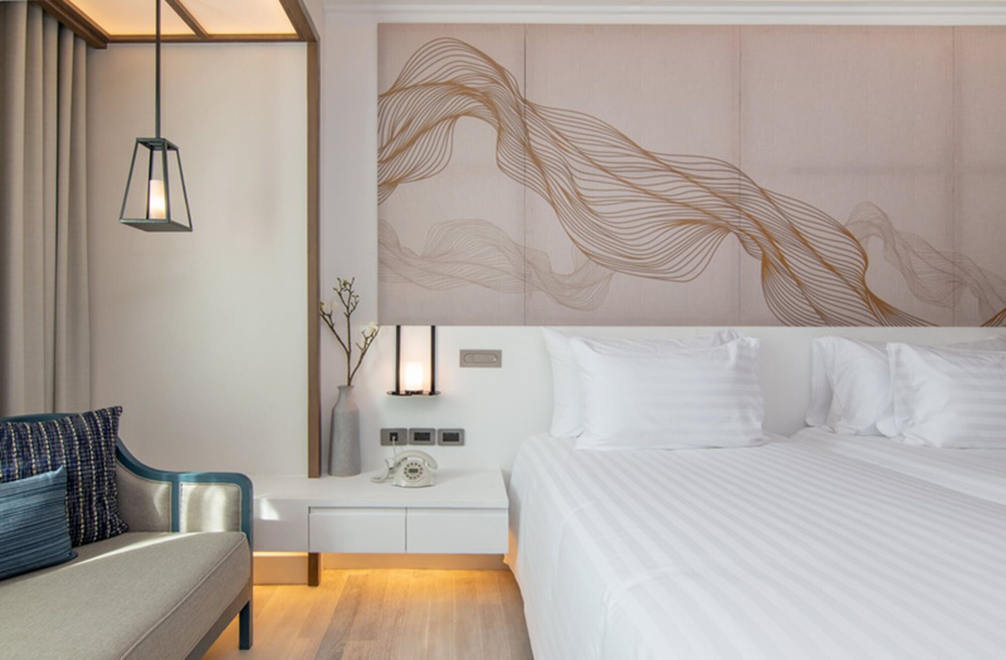 STYLISTIC, TWIN BEDS
