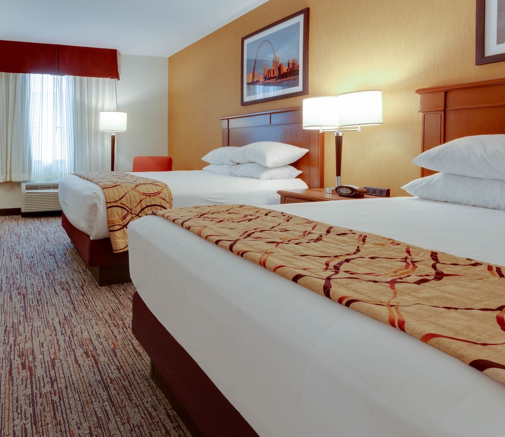 2 ROOMS, SUITE, MULTIPLE BEDS, SOFA, HIGH FLOOR