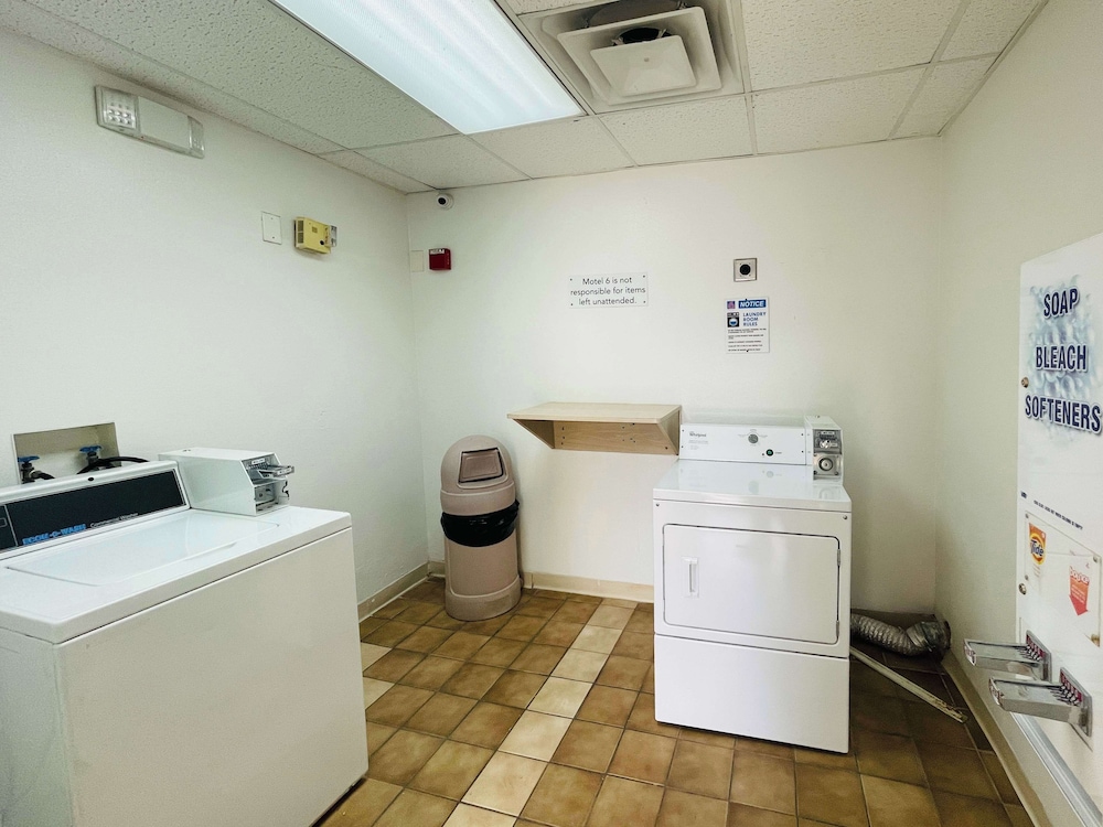 Motel6 Duncanville, TX - Dallas 9/46
