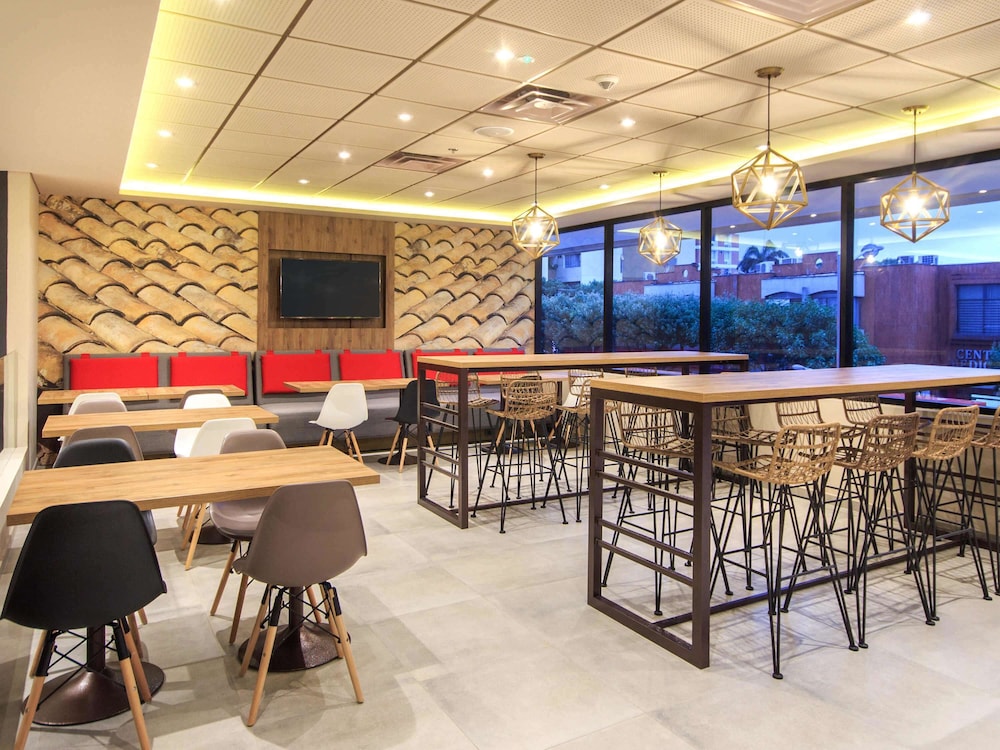 Ibis Cucuta 56/75