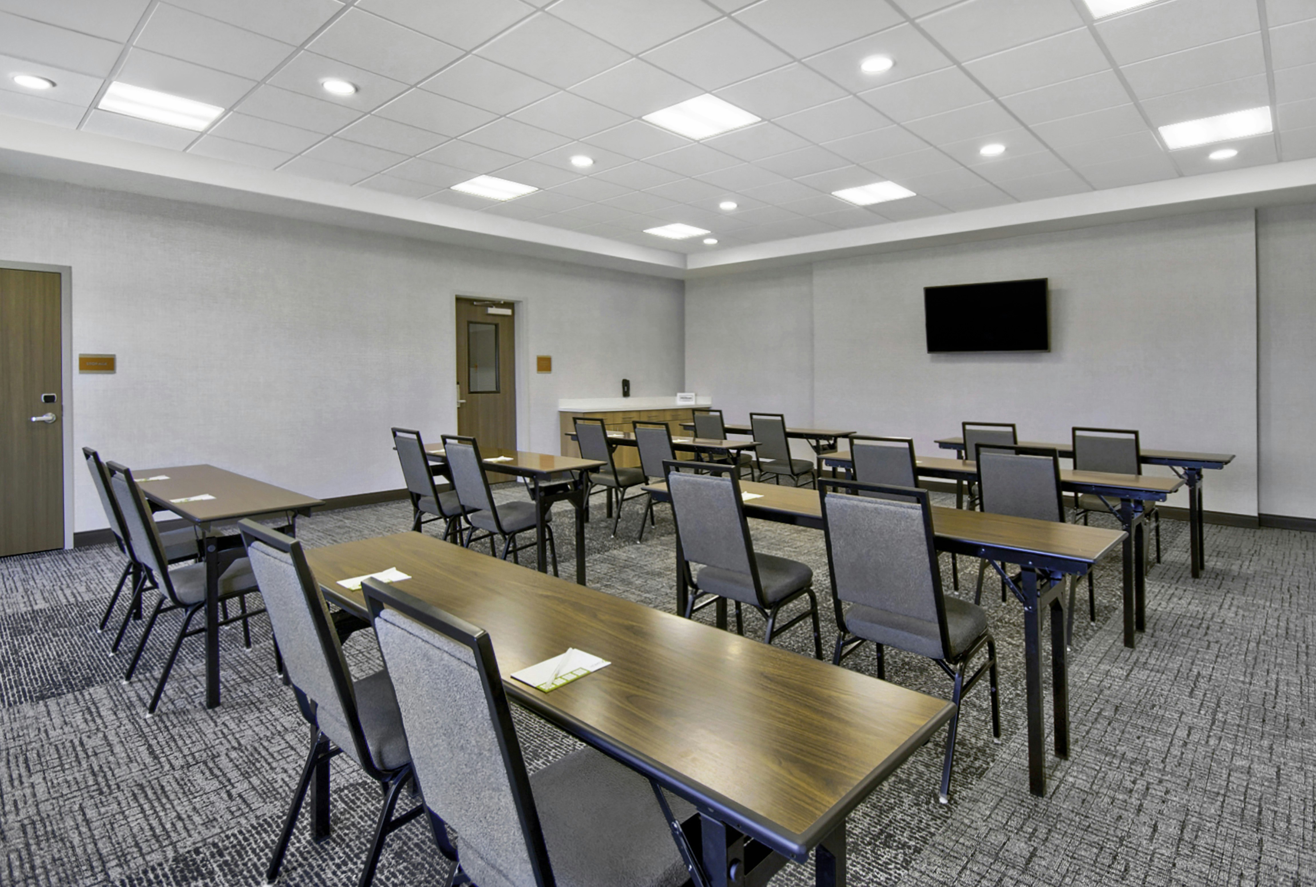 Home2 Suites by Hilton Whitetown Indianapolis NW 54/61
