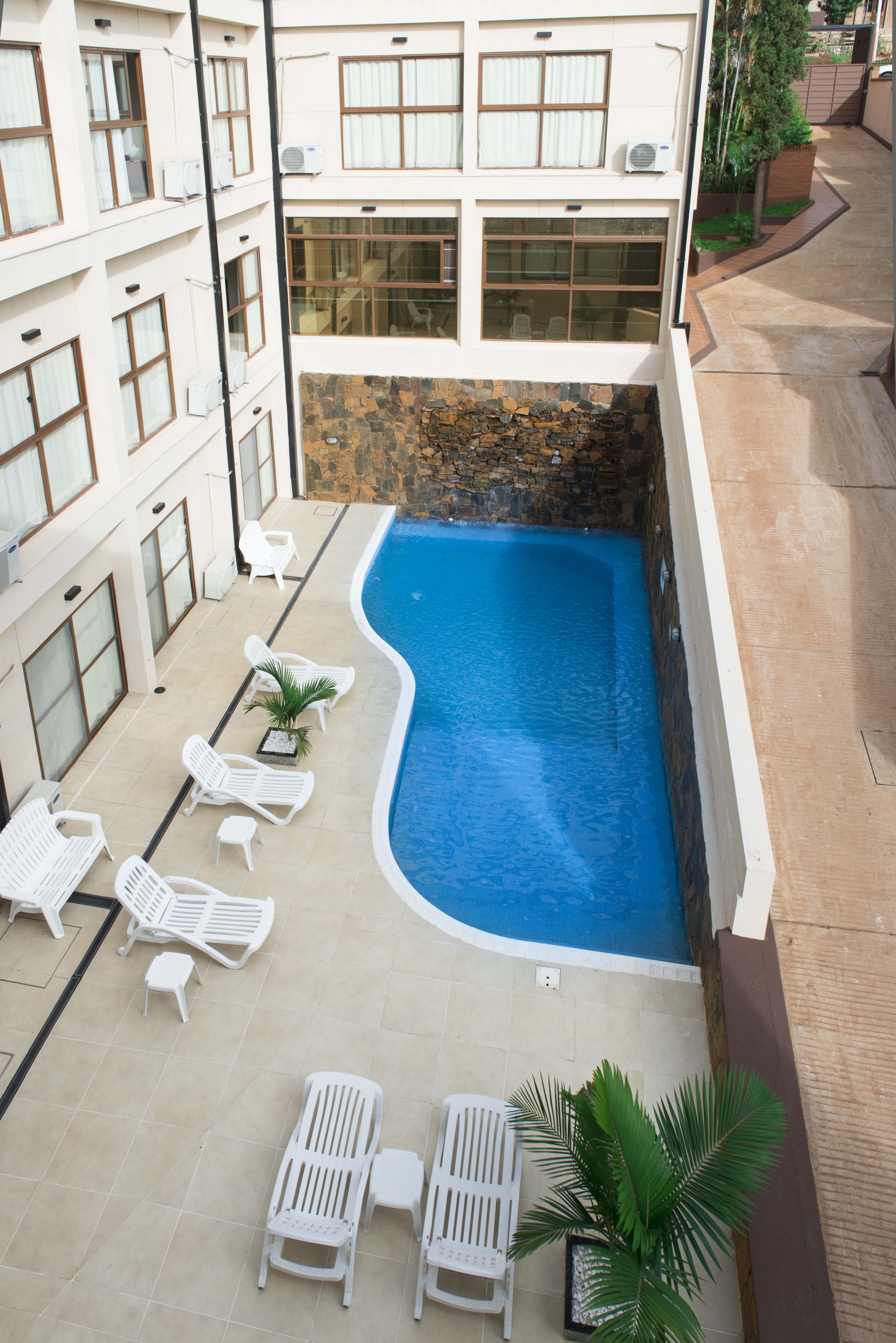 Arami Hotel & Lodge 7/15