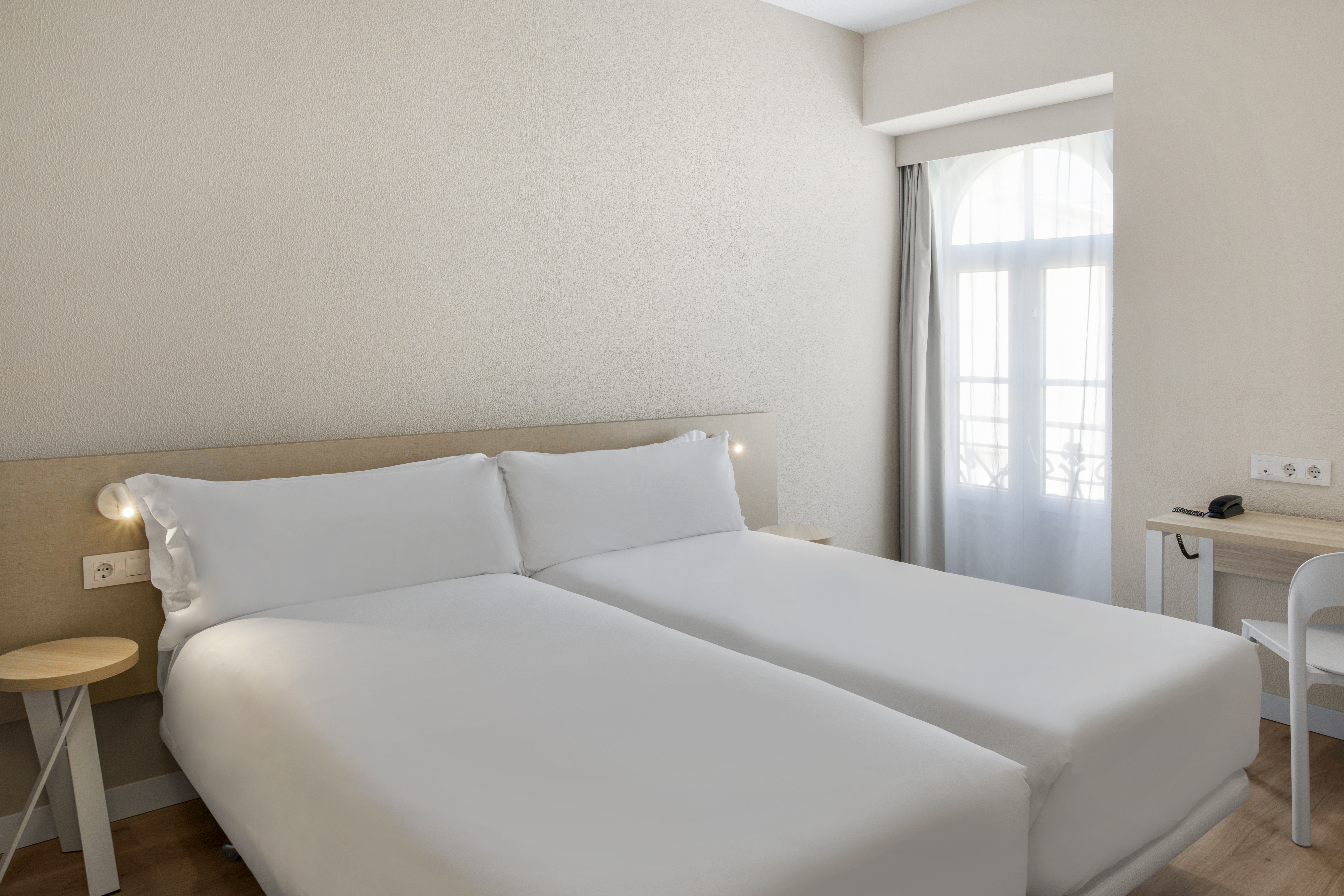 Standard, Twin Beds, B&B HOTEL Figueira da Foz 4/5