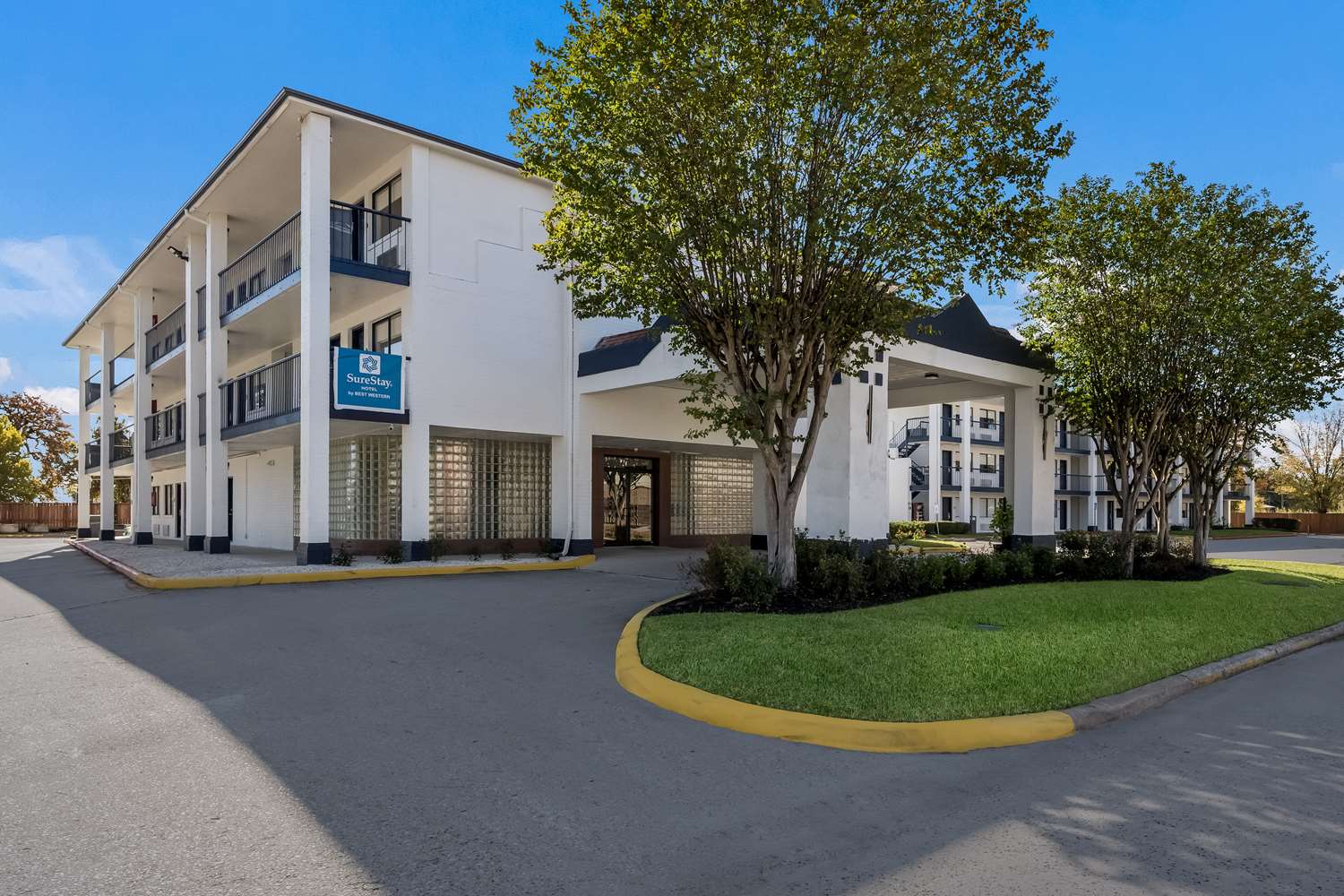 Surestay Hotel By Best Western Spring North Houston 16/22