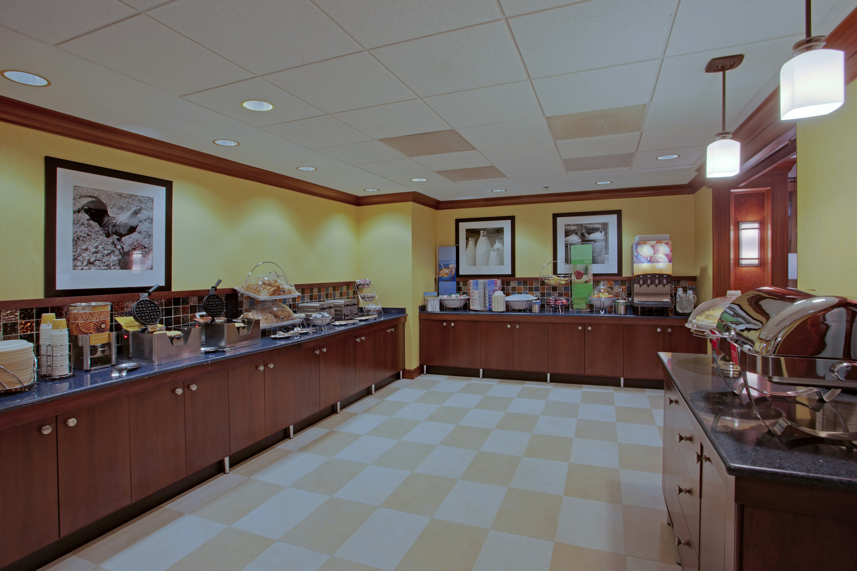 Hampton Inn Warrenton 10/52