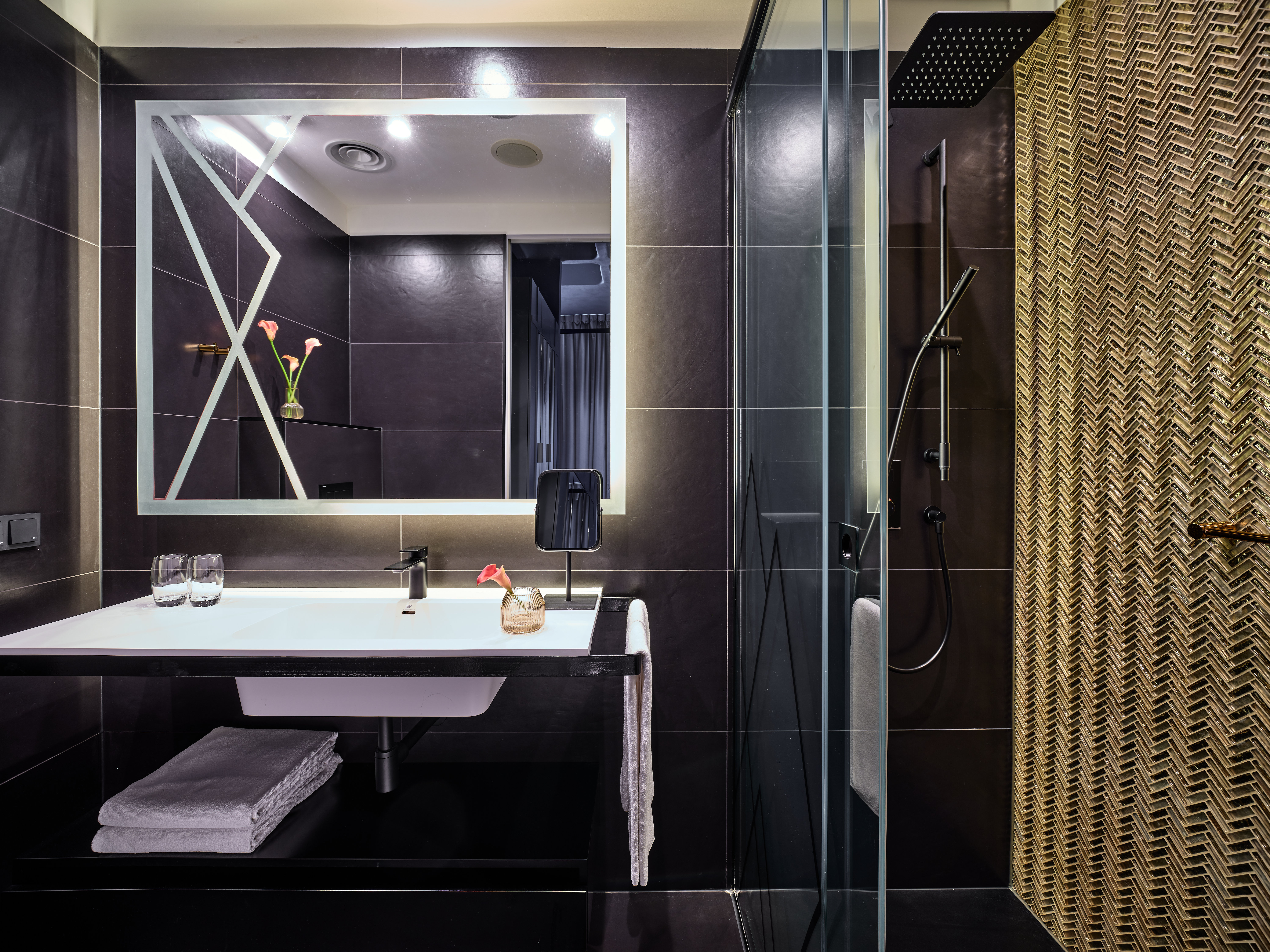 HOTEL INDIGO WARSAW - NOWY SWIAT 78/79