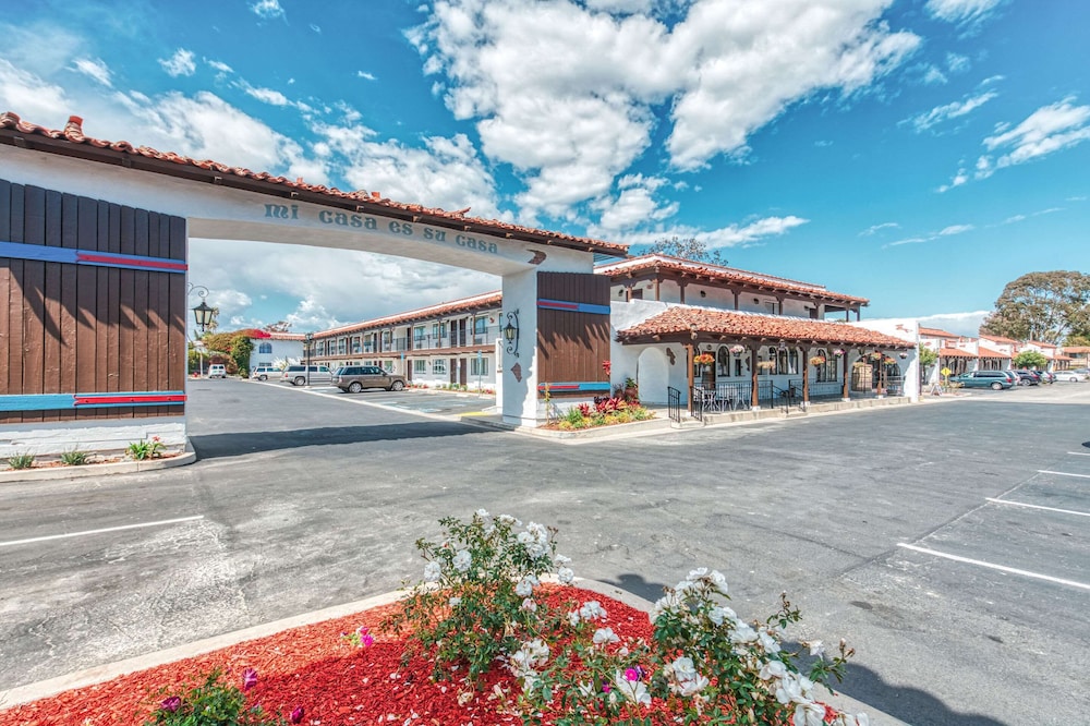 Casa Via Mar Inn, an Ascend Collection Hotel 80/85