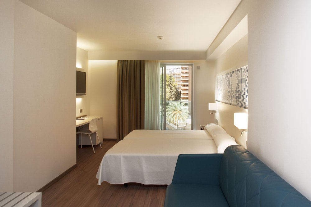 غرفة غراند ديلوكس بسرير مزدوج، Port Benidorm 5/8
