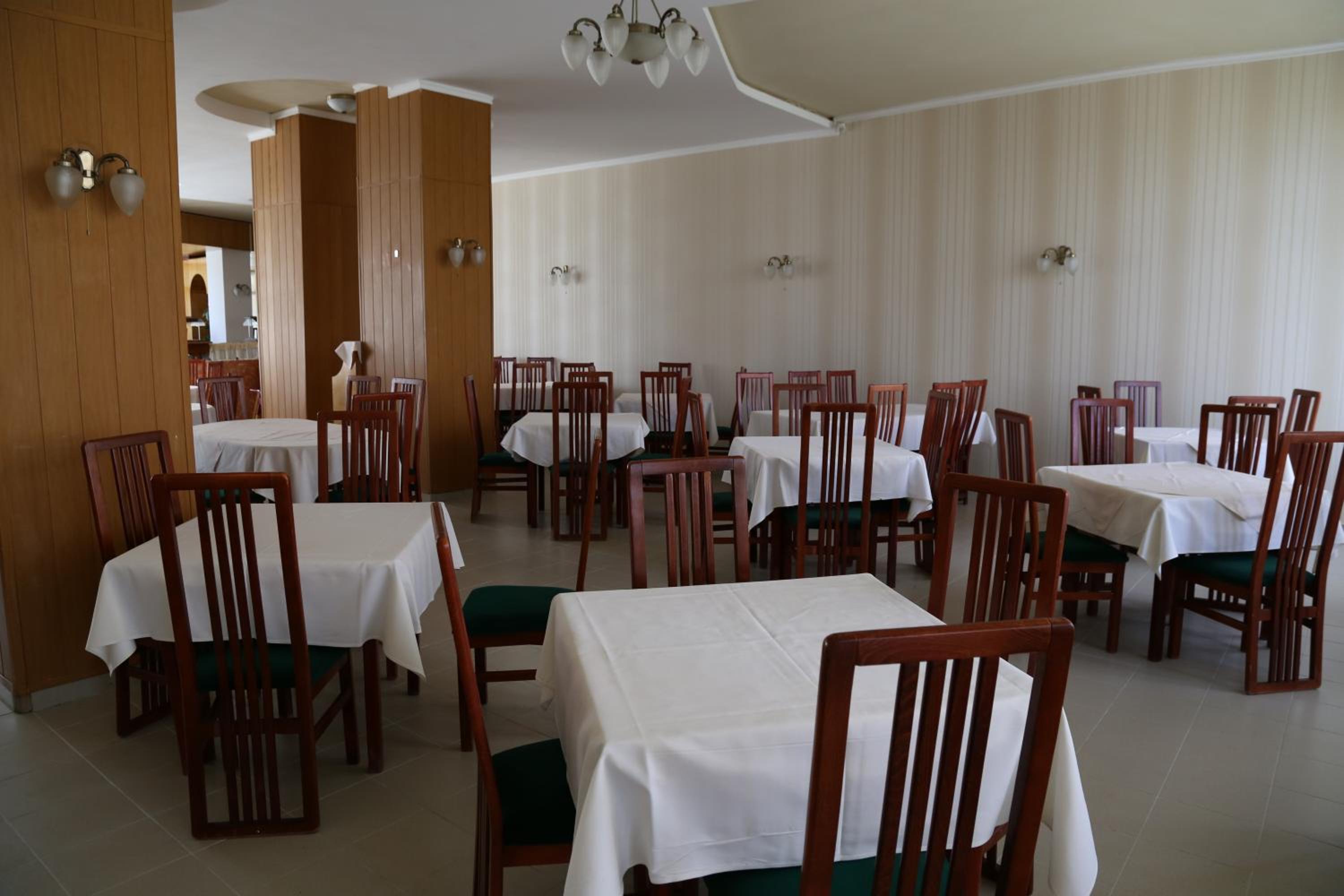 Amiral Hotel 40/55