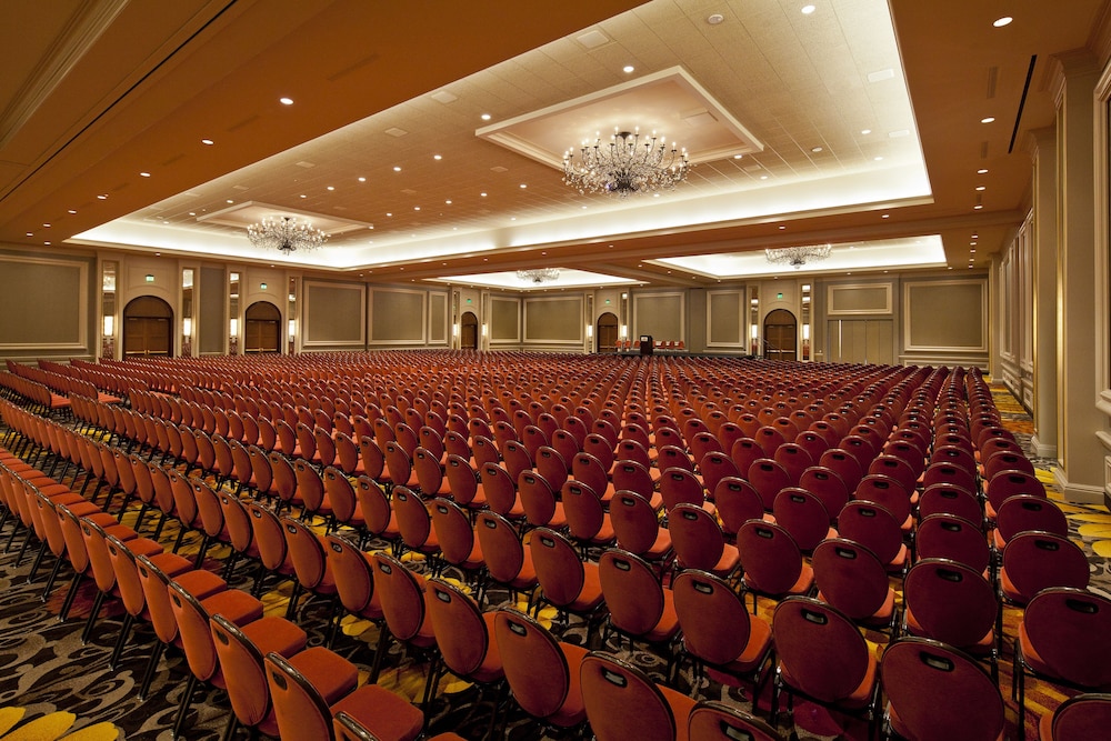Casino Del Sol Resort 30/32