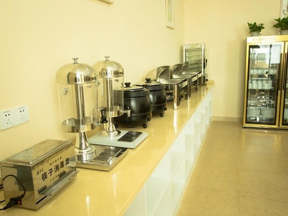 Greentree Inn International Film City South JinShan Rd Express Hotel 25/36