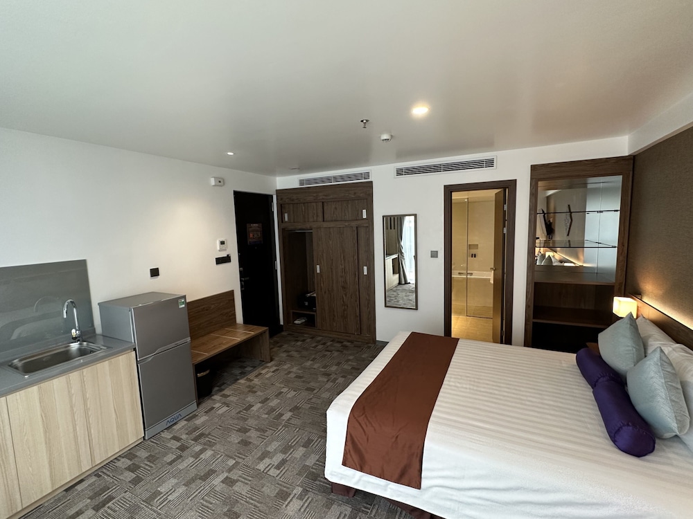 Hotel Yah Hanoi 14/50
